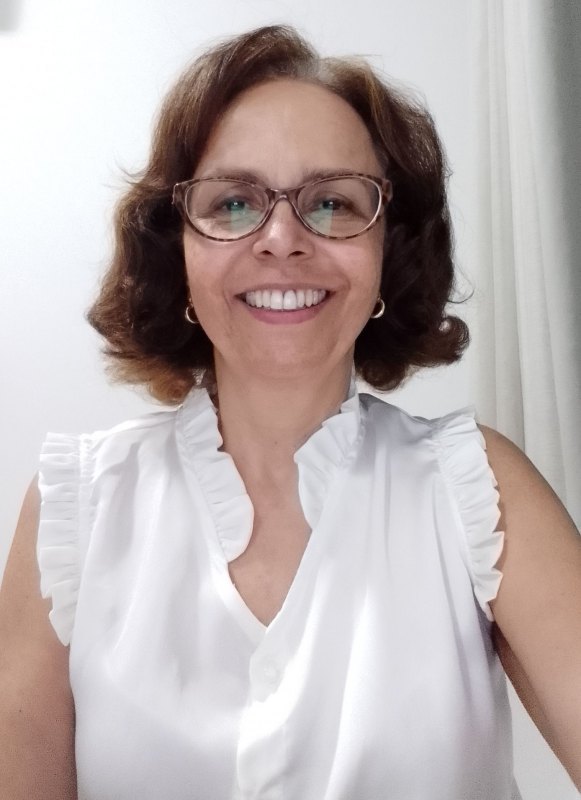 CARLA SORAIA SOARES DE CASTRO